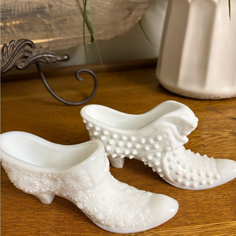 Vintage Fenton Milk Glass Daisy and Hobnail Slippers/ Shoes - Picture 3 of 10